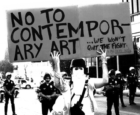 Patrick Guns - série No To Contemporary Art