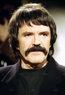 Sur le plateau d'Apostrophe, l'émission de Bernard Pivot.