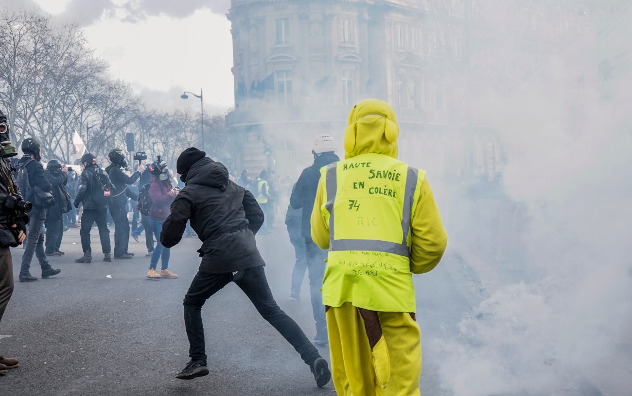 Yellow_vests_protest.jpg
